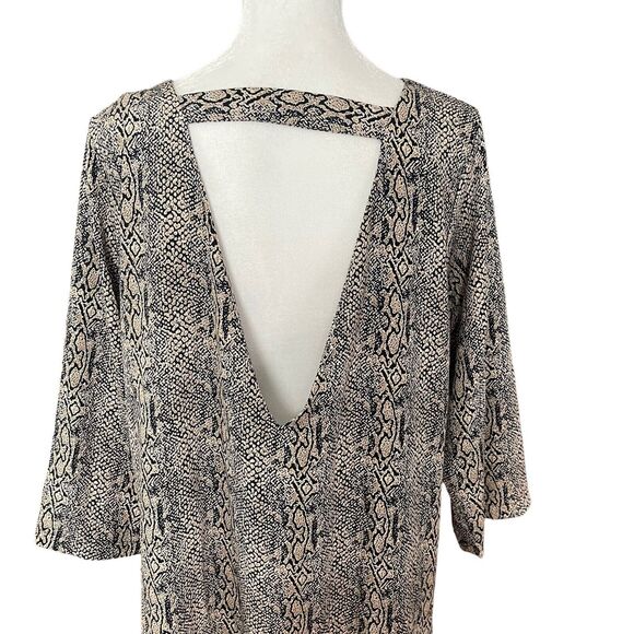 Veronica M Large Shift Dress Cutout Back Snake Python Print Mini Beige - Picture 9 of 9